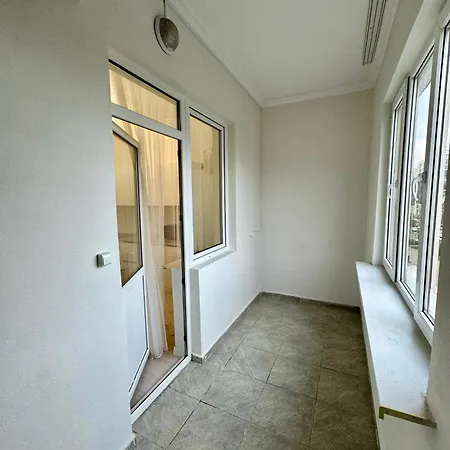 Апартаменты В Жк Вавилон Almaty Exterior photo